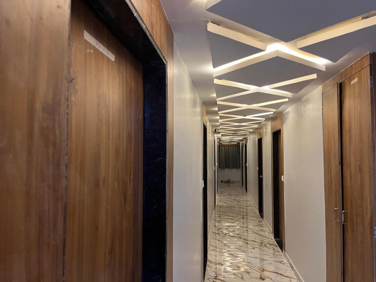 Hotel Krishna Ahmedabad Exterior foto