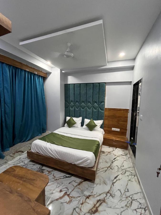 Hotel Krishna Ahmedabad Exterior foto