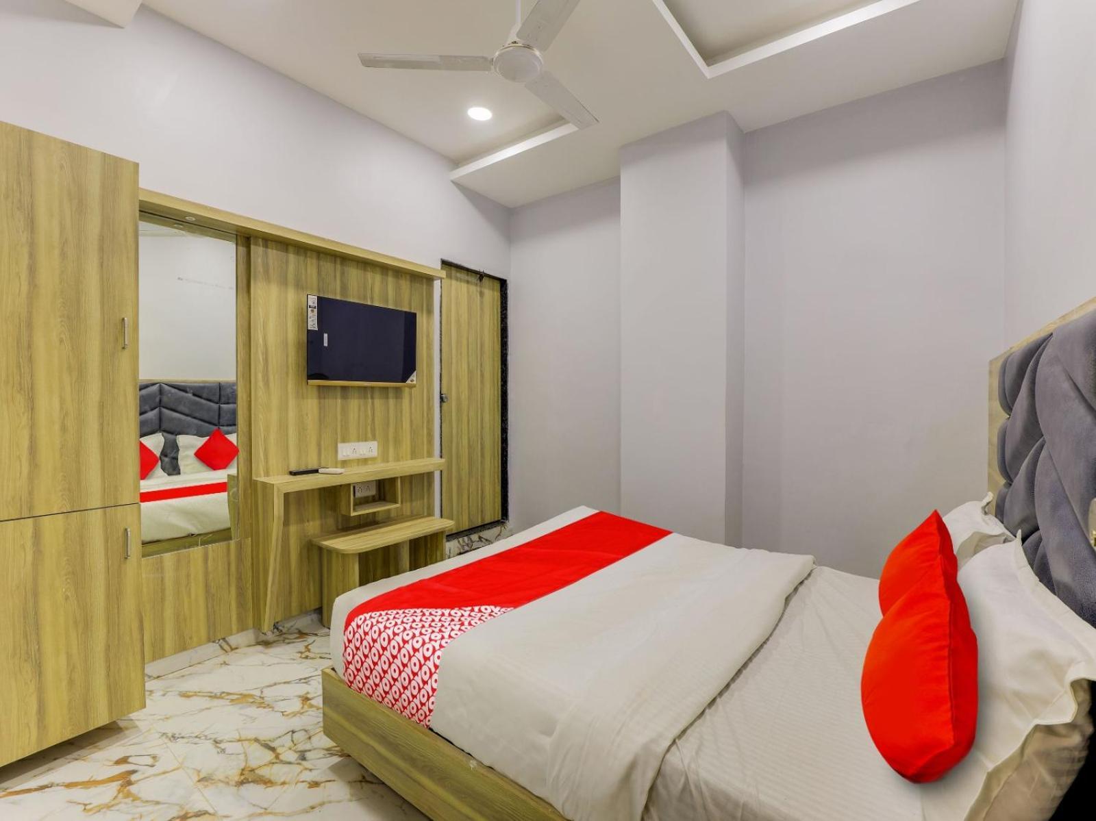 Hotel Krishna Ahmedabad Exterior foto